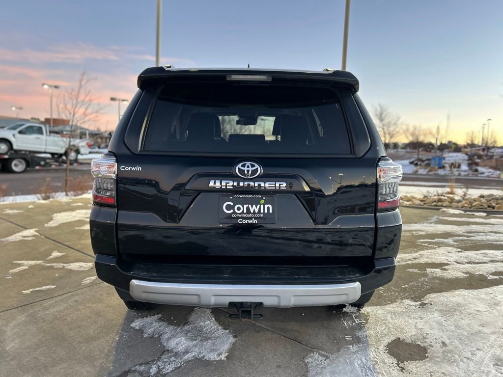 Used 2024 Toyota 4Runner TRD Off-Road Premium image 7