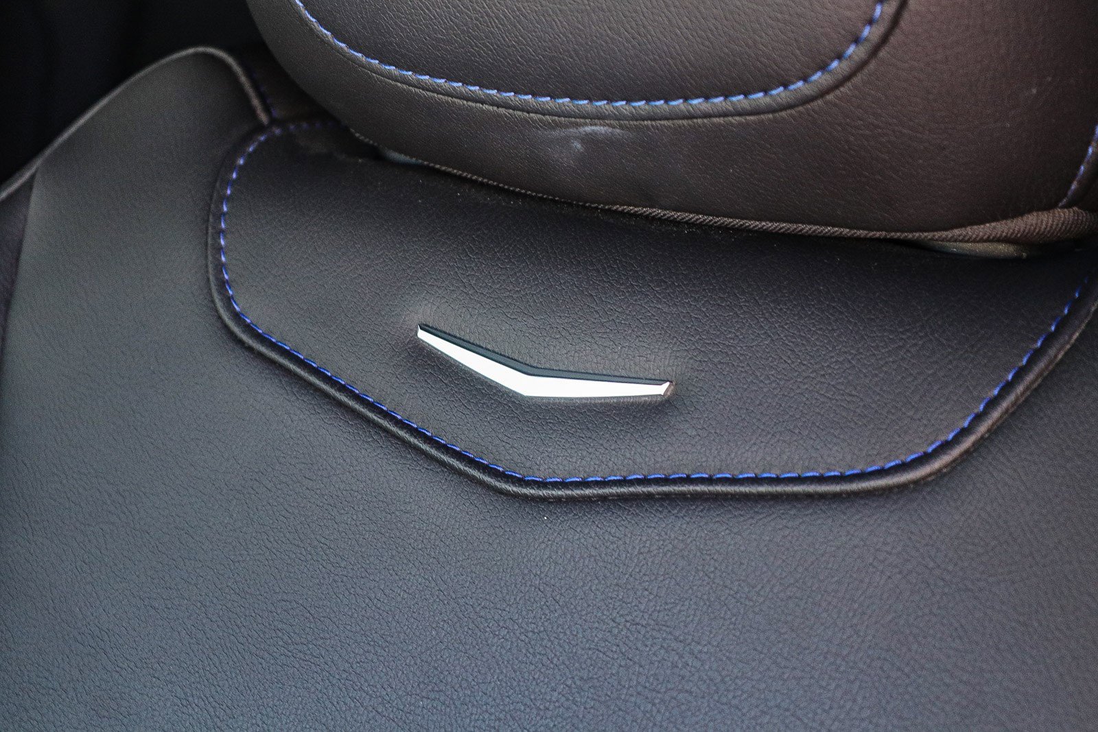 Used 2024 Cadillac XT4 Sport w/ Cold Weather Package image 27