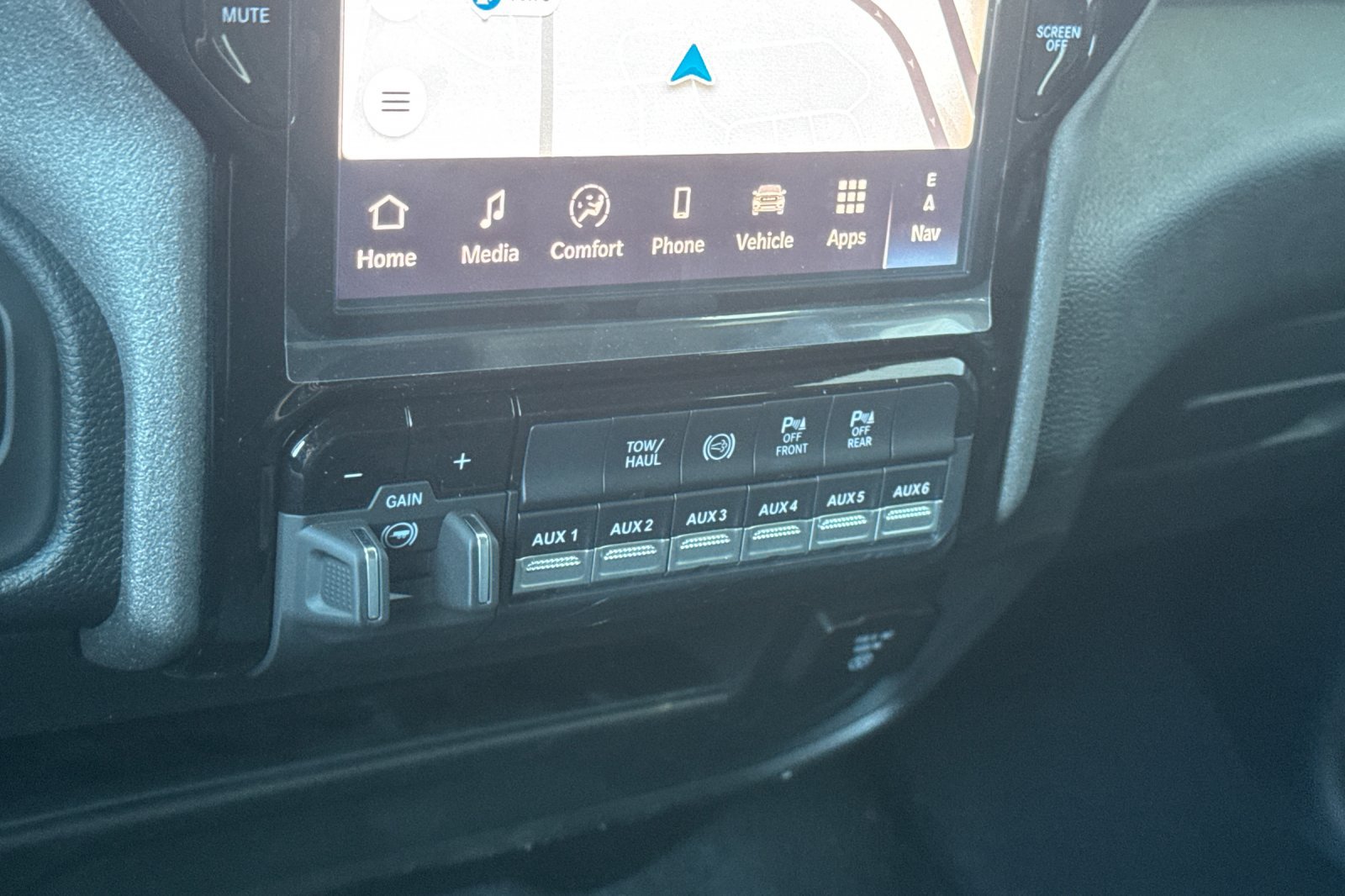 New 2026 RAM 3500 Tradesman AWD/4WD image 19