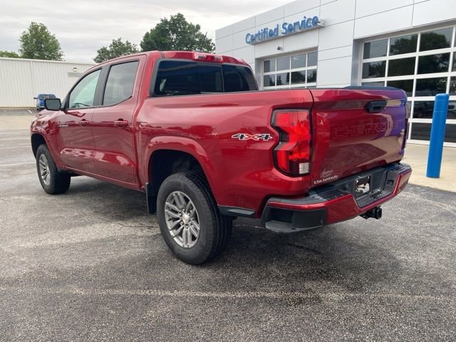 Used 2023 Chevrolet Colorado LT w/ LT Convenience Package II AWD/4WD image 3