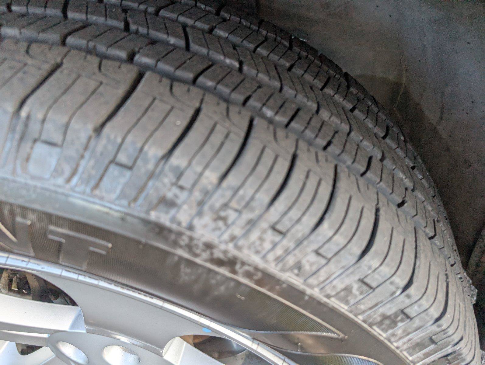 Used 2005 Nissan Murano SL FWD image 12