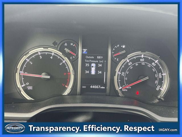 Used 2023 Toyota 4Runner TRD Off-Road Premium w/ Moonroof Package AWD/4WD image 26