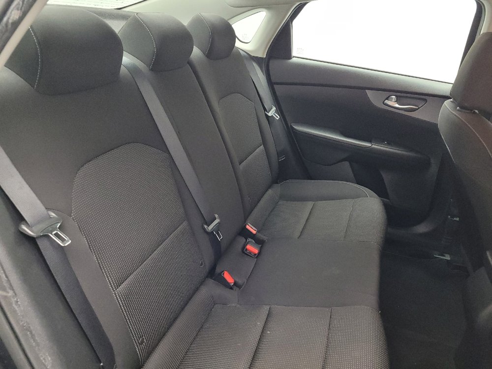 Used 2019 Kia Forte LXS image 19