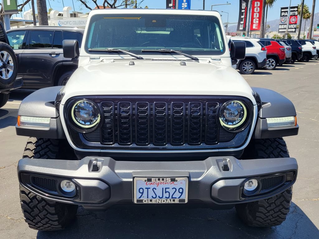 Used 2025 Jeep Wrangler Unlimited Sport AWD/4WD image 31