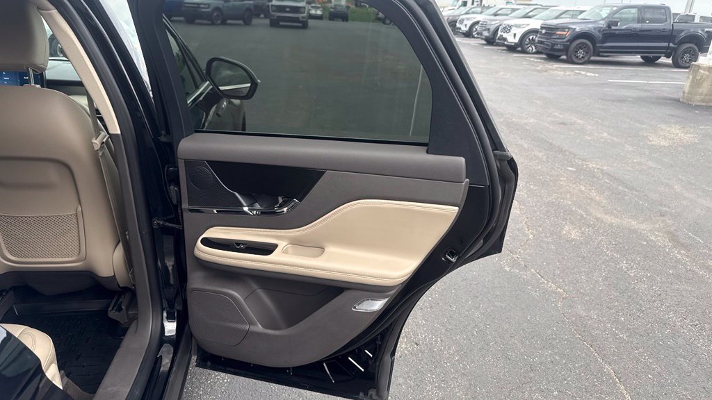 Used 2023 Lincoln Corsair AWD w/ Equipment Group 101A image 44