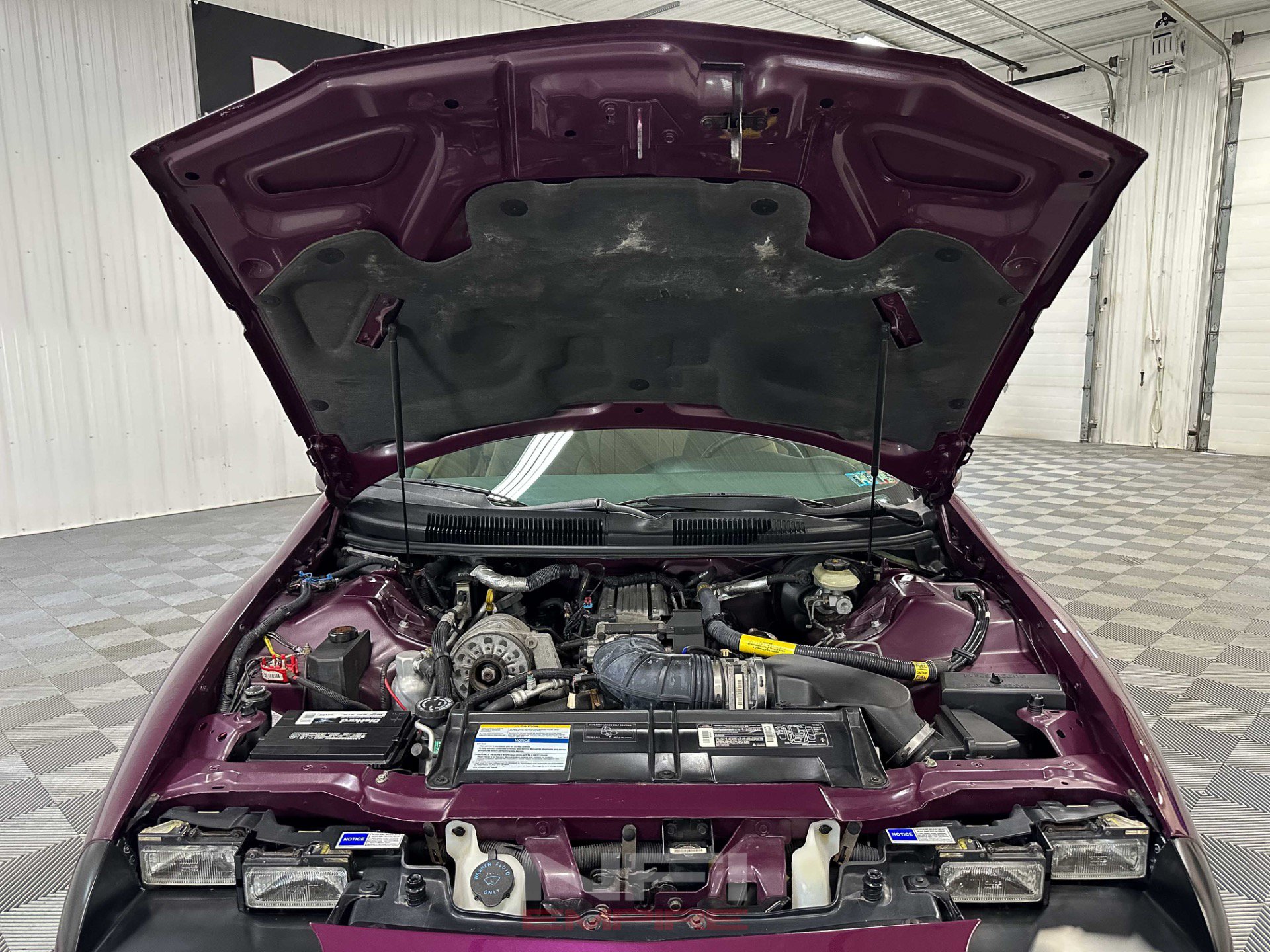 Used 1995 Chevrolet Camaro Z28 RWD image 42