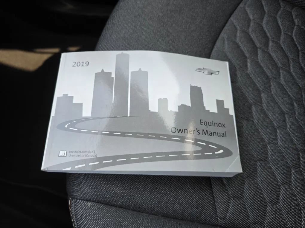 Used 2019 Chevrolet Equinox LT image 34