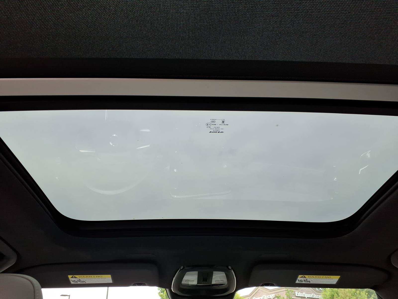Certified 2025 Volvo EX40 Ultra AWD/4WD image 16