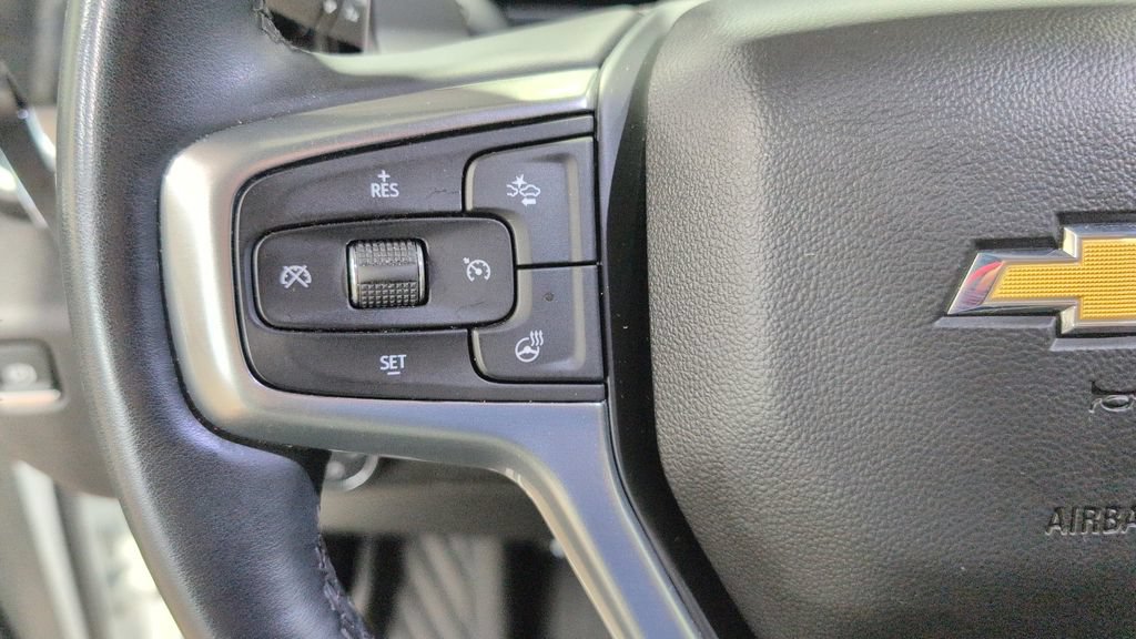Used 2024 Chevrolet Silverado 1500 LT AWD/4WD image 10