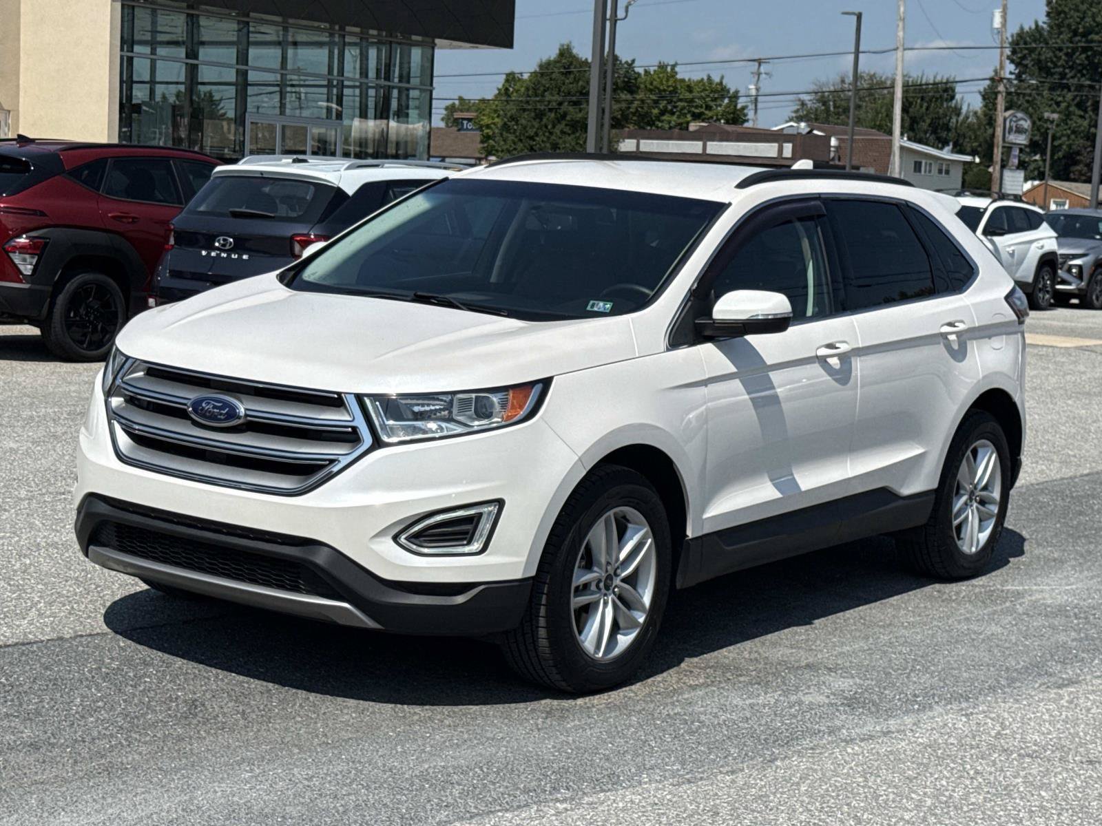 Used 2017 Ford Edge SEL w/ Equipment Group 201A AWD/4WD image 28