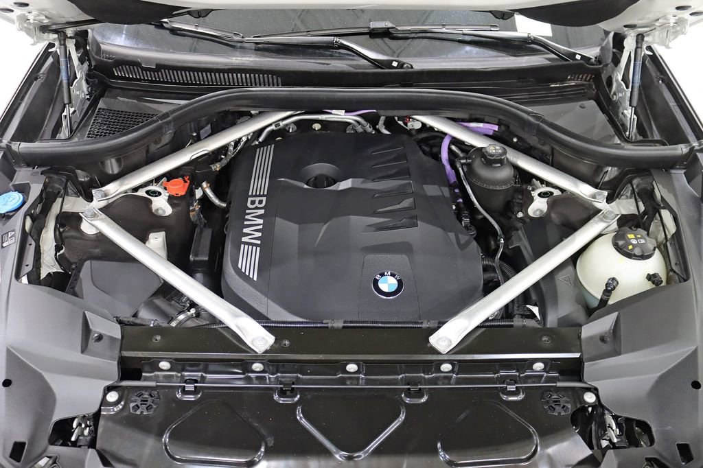 Used 2024 BMW X7 xDrive40i image 46