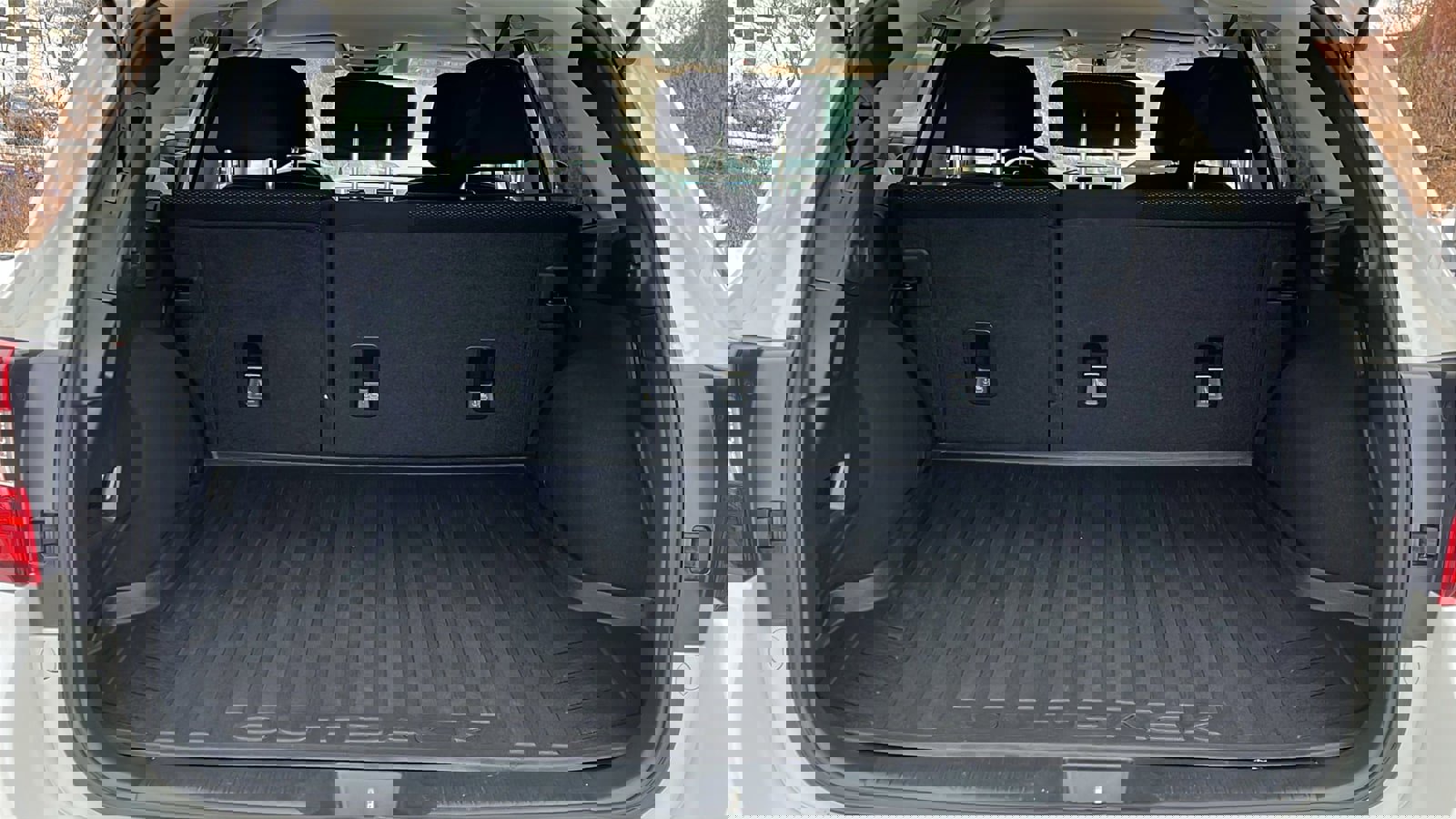 Used 2019 Subaru Outback 2.5i Premium image 25