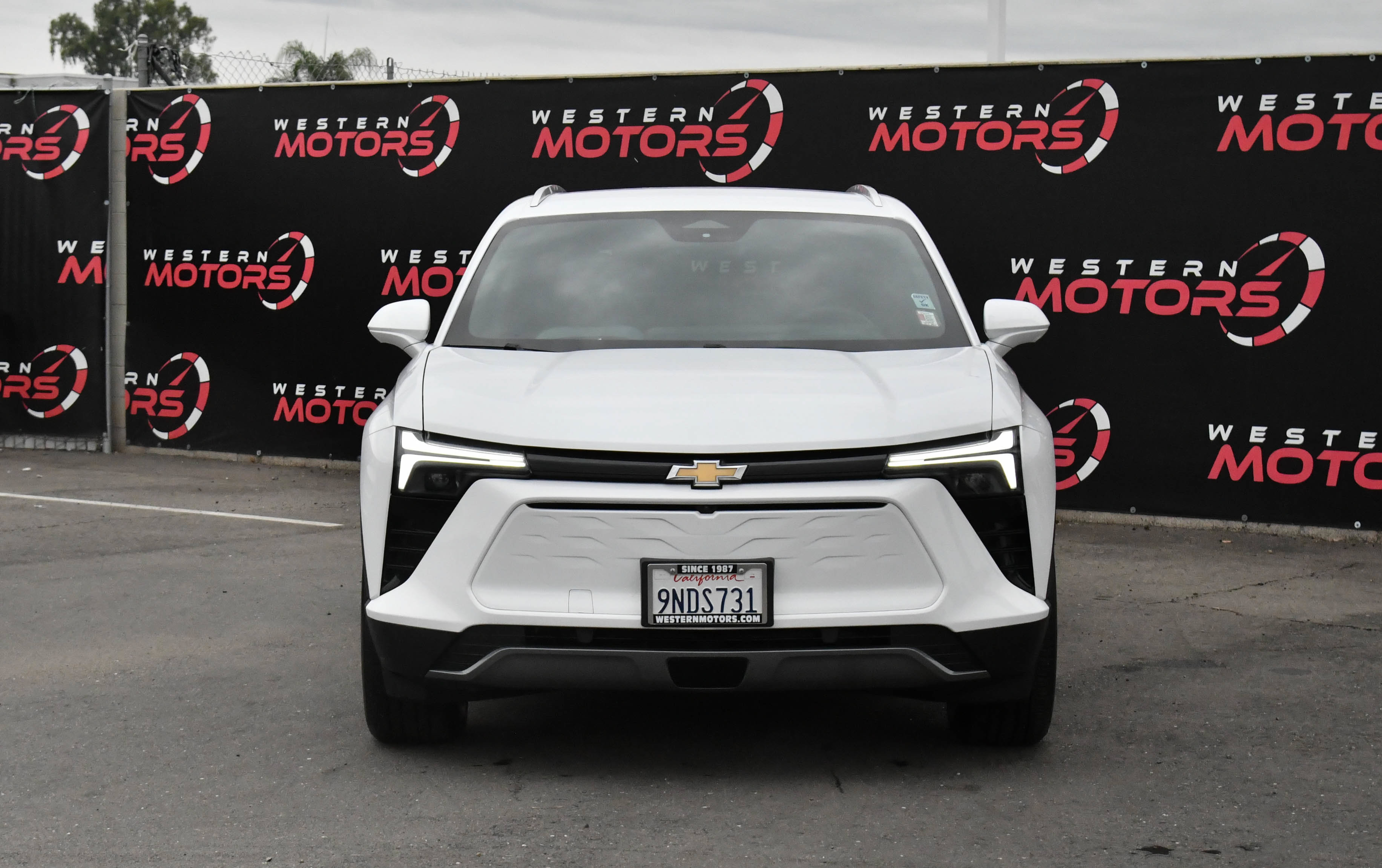 Used 2024 Chevrolet Blazer EV LT AWD/4WD image 2