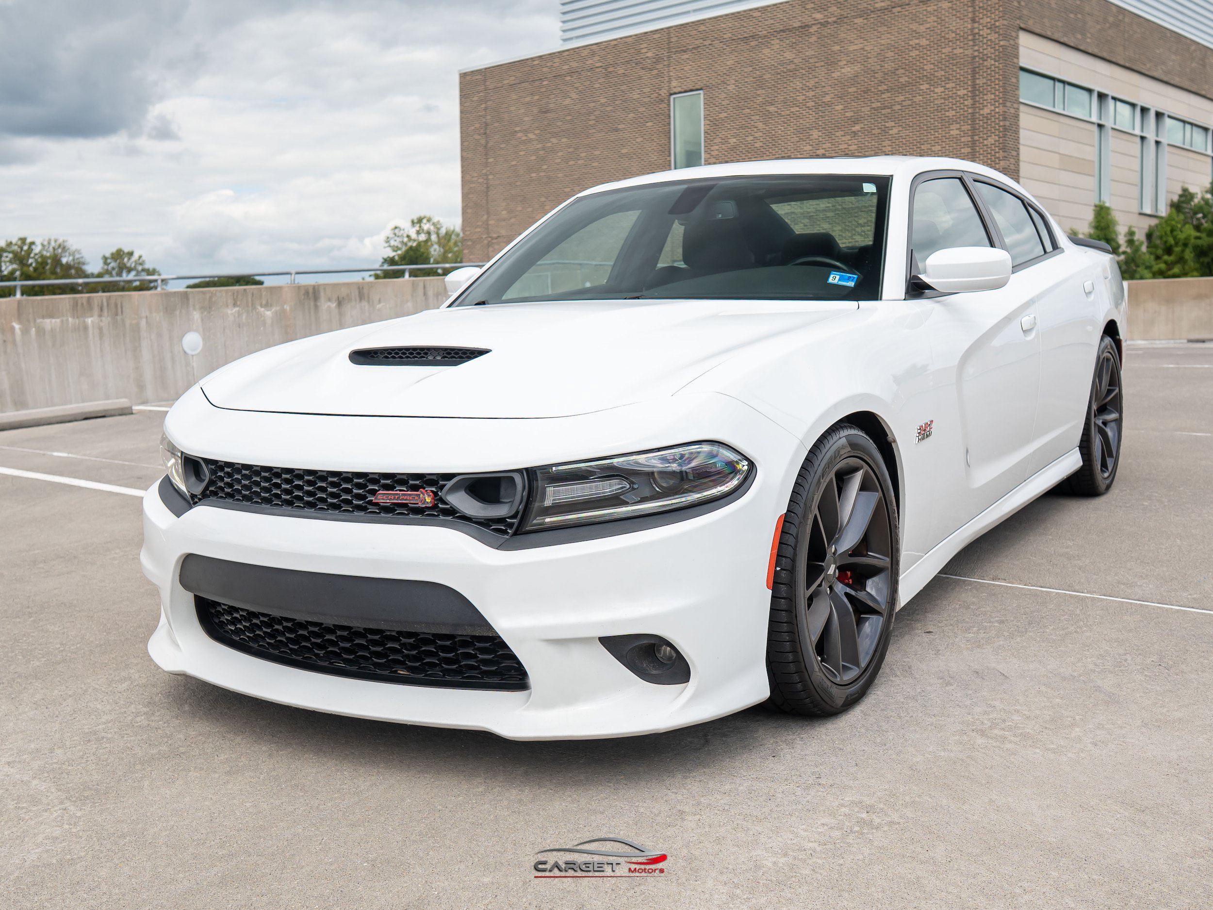 Used 2019 Dodge Charger Scat Pack RWD image 3