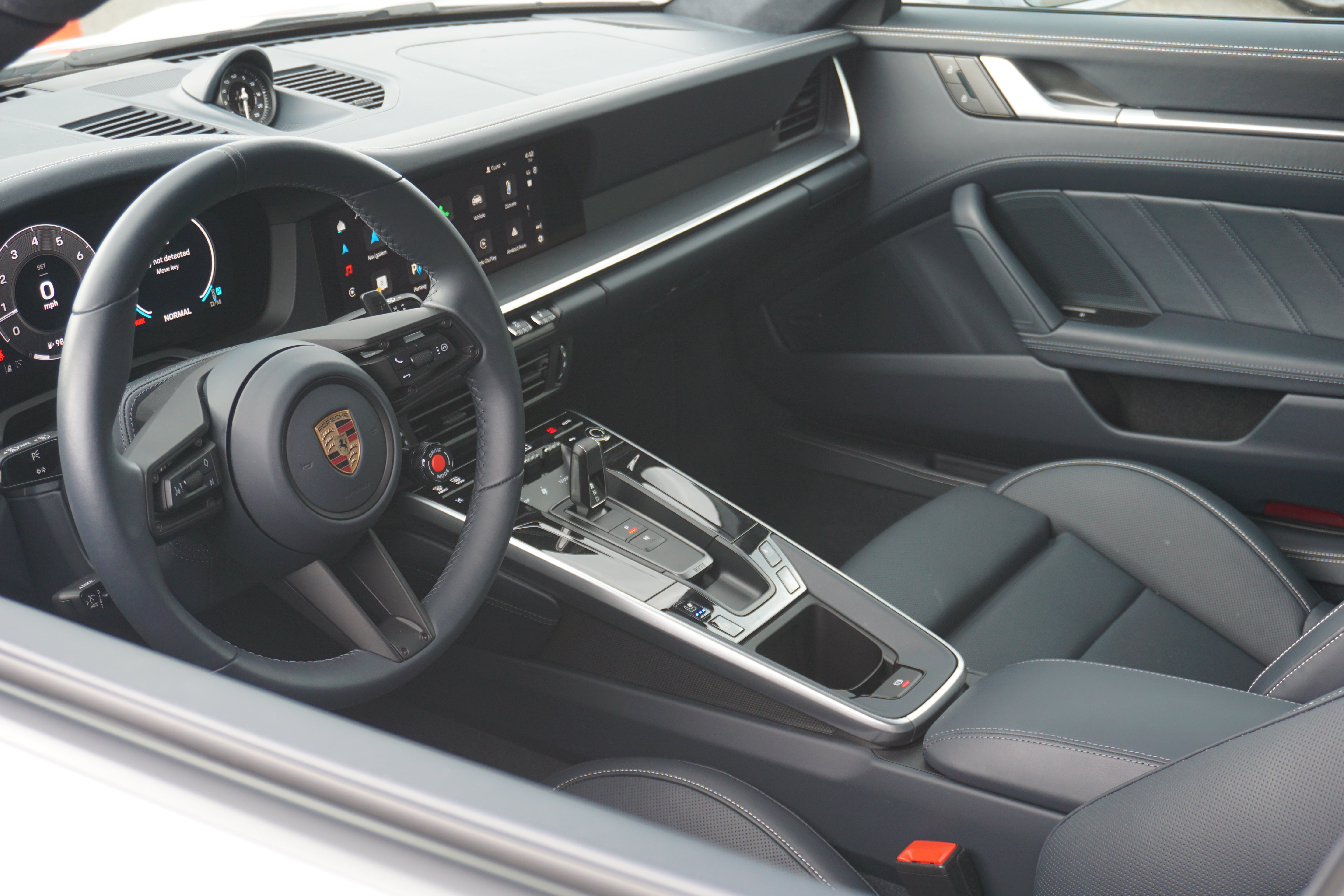 Certified 2025 Porsche 911 Carrera S RWD image 4