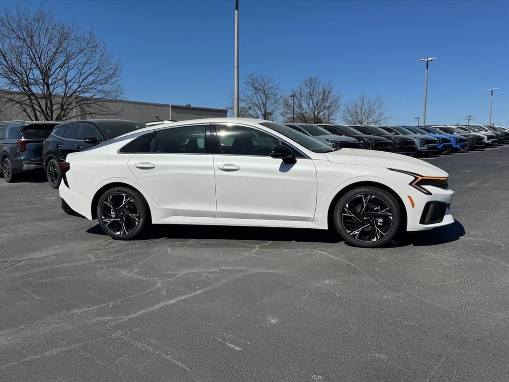New 2026 Kia K5 GT-Line image 2