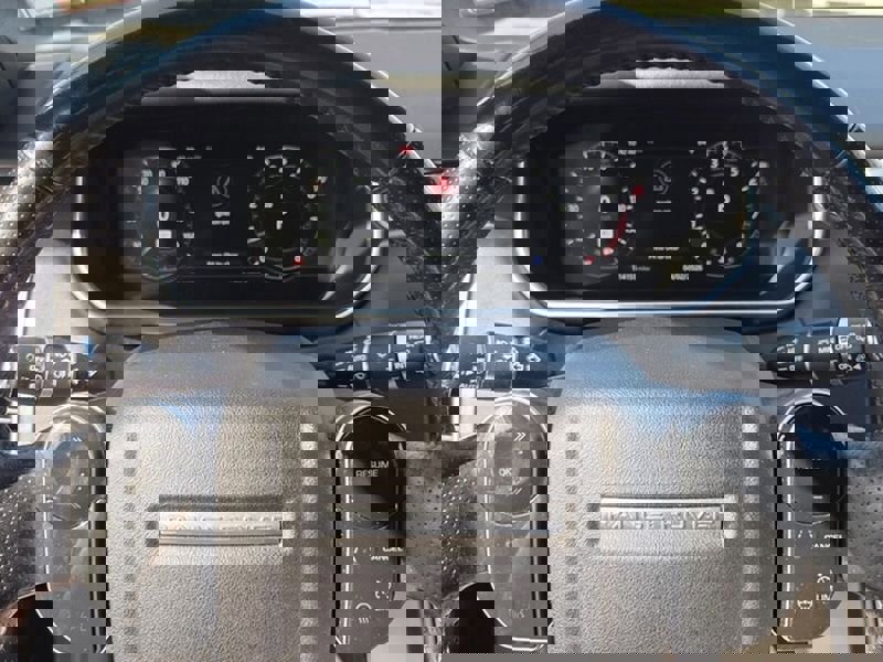 Used 2018 Land Rover Range Rover Sport HSE image 22