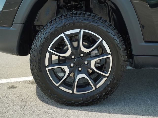 Used 2024 Jeep Compass Trailhawk w/ Trailer Tow Group image 44