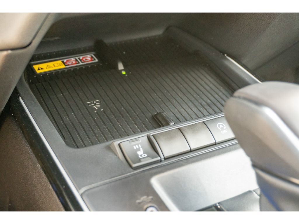 Certified 2026 Toyota Corolla Cross XLE w/ Convenience Package image 31