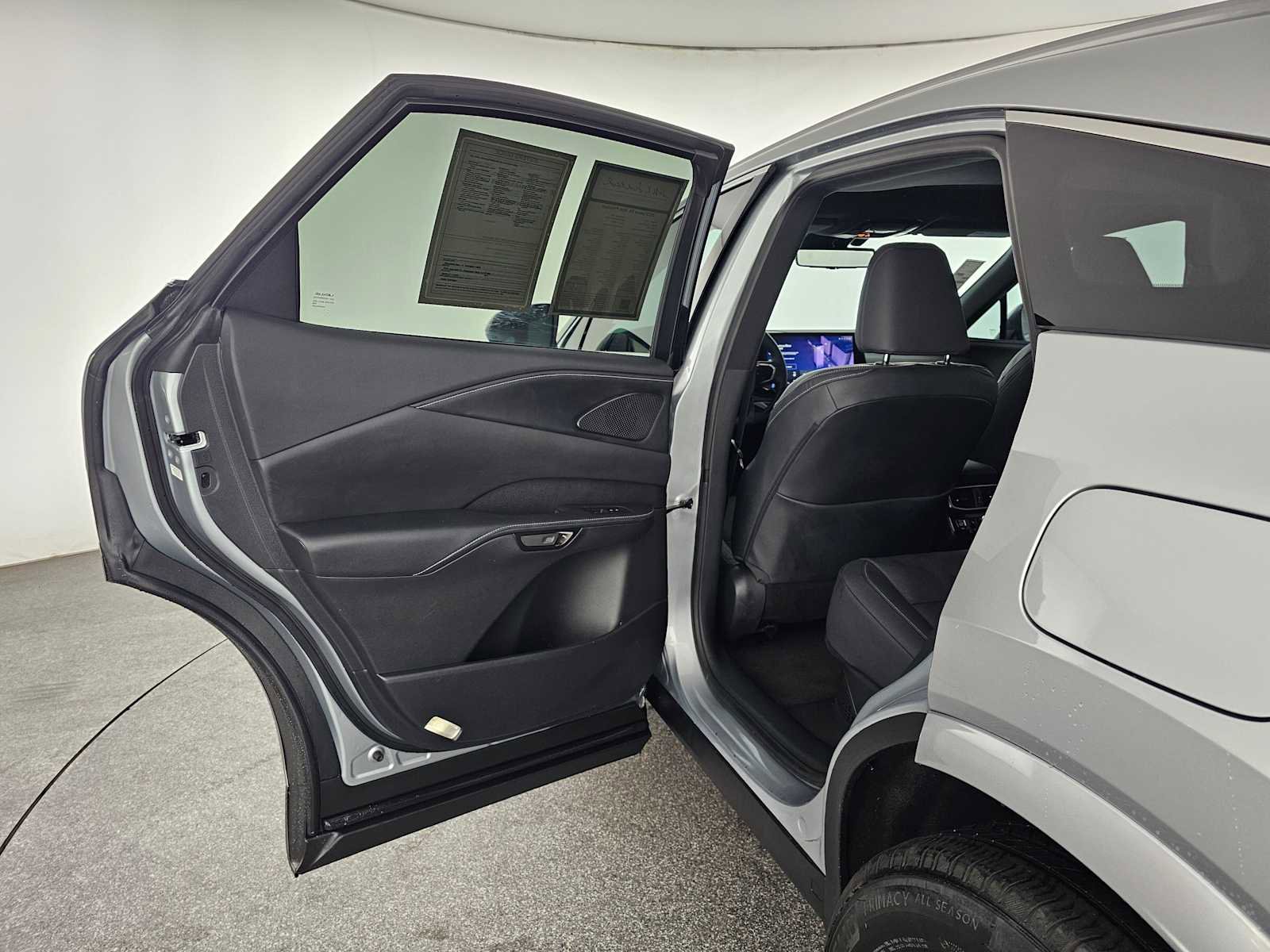 Used 2023 Lexus RX 350 Premium Plus w/ Cold Area Package AWD/4WD image 15