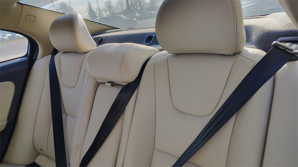 Used 2016 Volvo S60 T5 Premier image 27