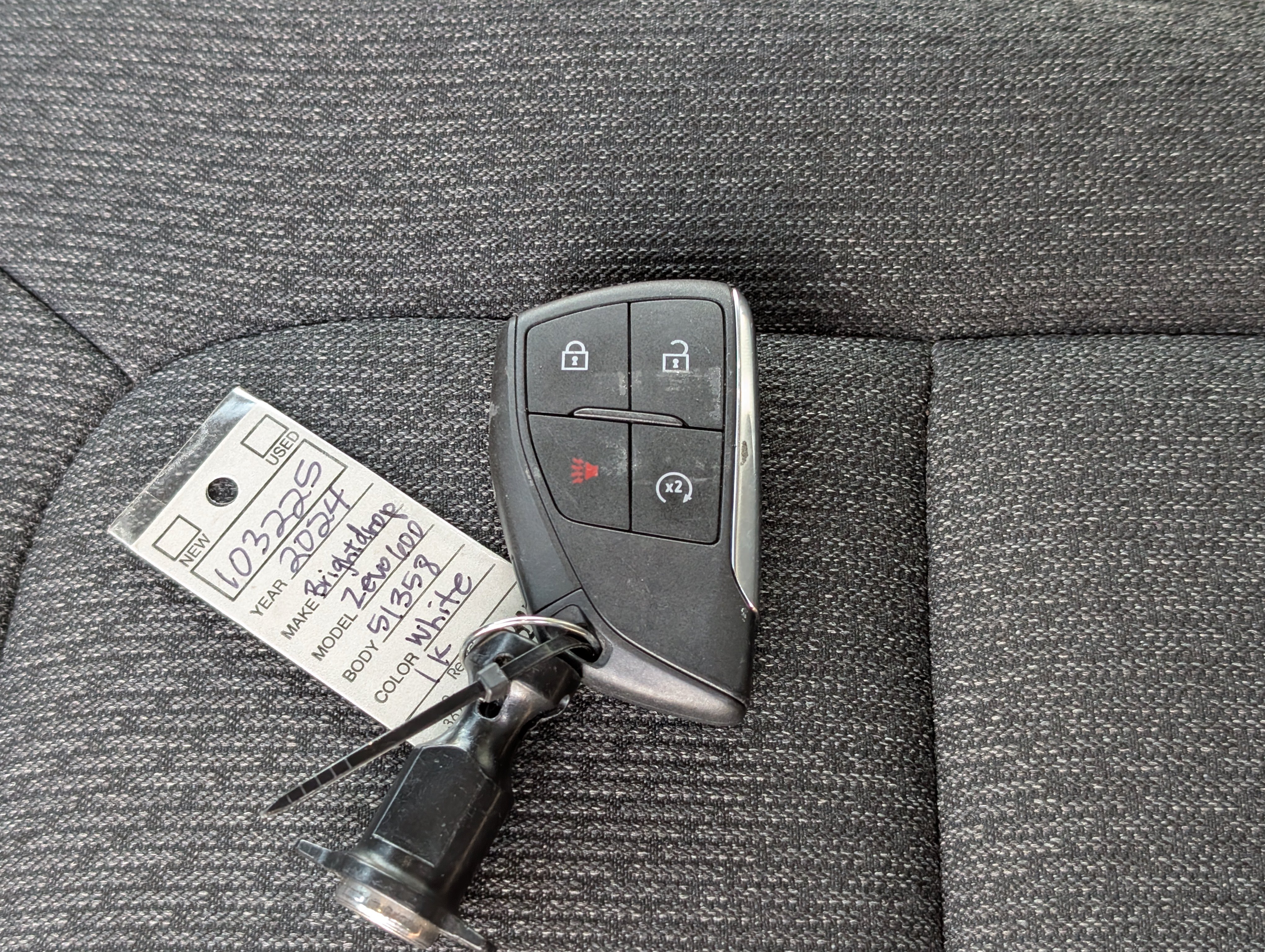 Used 2024 Chevrolet Brightdrop 600 w/ Commercial Equipment Package AWD/4WD image 34