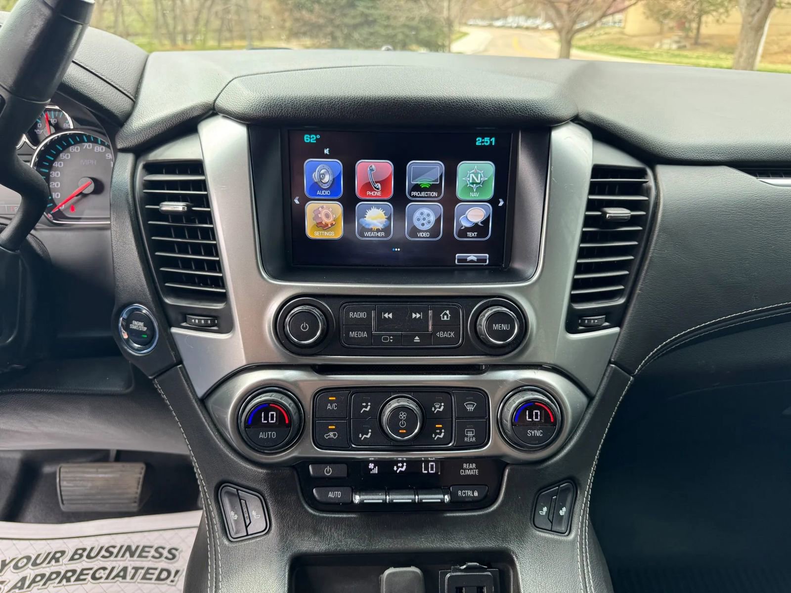 Used 2019 Chevrolet Tahoe LT w/ LT Signature Package image 27