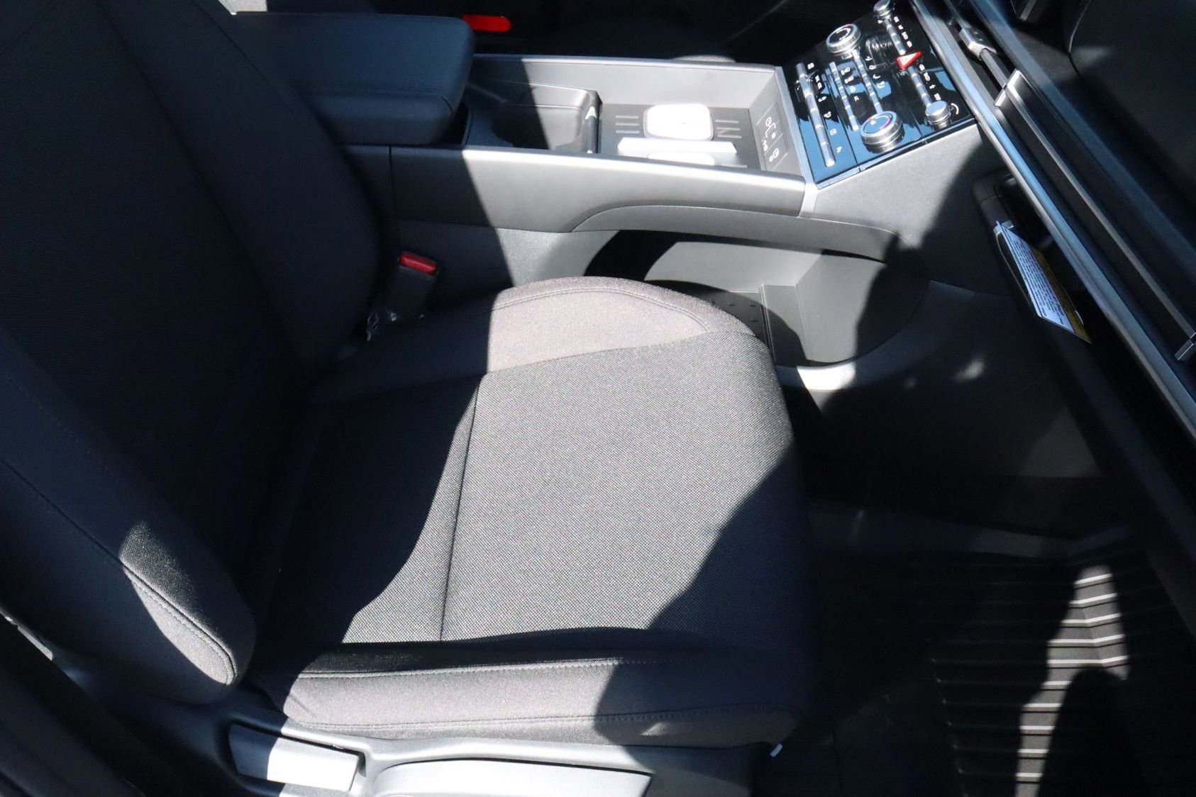 New 2026 Hyundai Santa Fe SE image 18