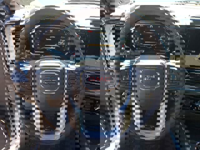 New 2026 GMC Sierra 1500 SLT image 23