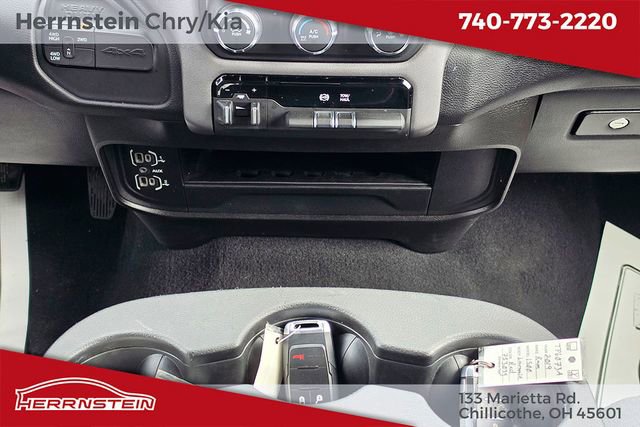 Used 2024 RAM 3500 Big Horn AWD/4WD image 13