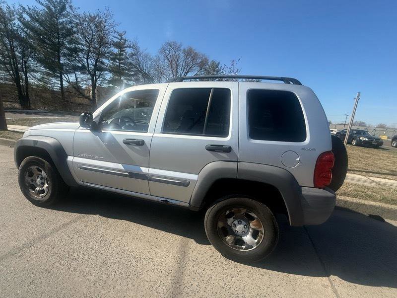 Used 2002 Jeep Liberty Sport image 15