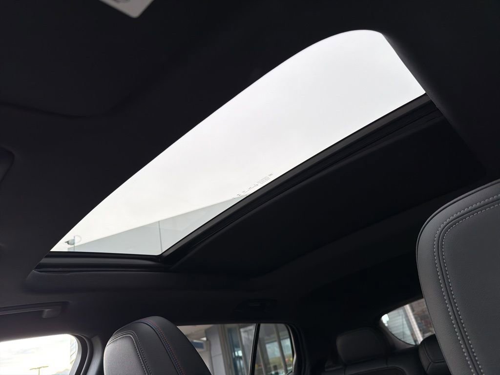 New 2026 Chevrolet Equinox EV RS image 20