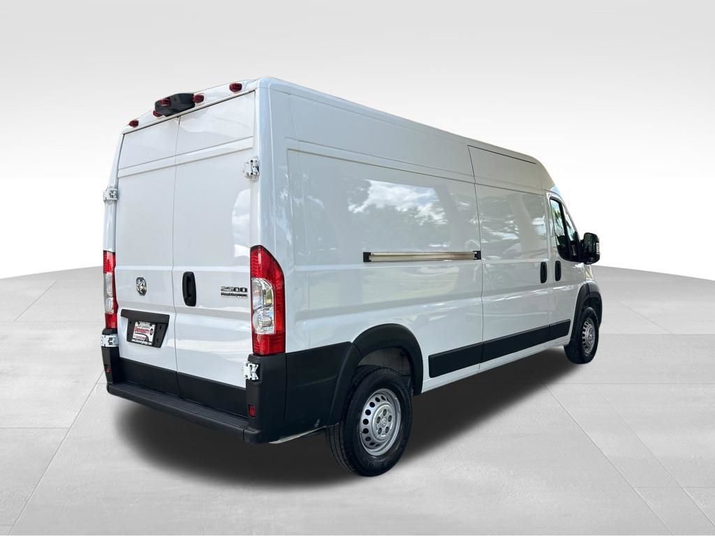 Used 2025 RAM ProMaster 2500 w/ Convenience Group FWD image 3