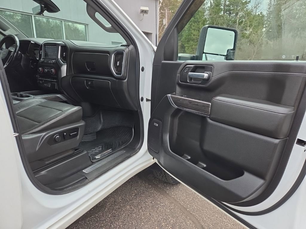 Used 2020 Chevrolet Silverado 2500 LTZ w/ LTZ Premium Package AWD/4WD image 42
