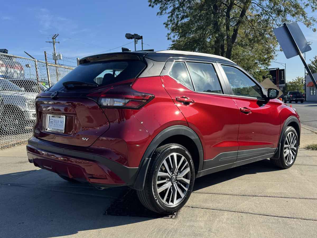 Used 2023 Nissan Kicks SV image 5