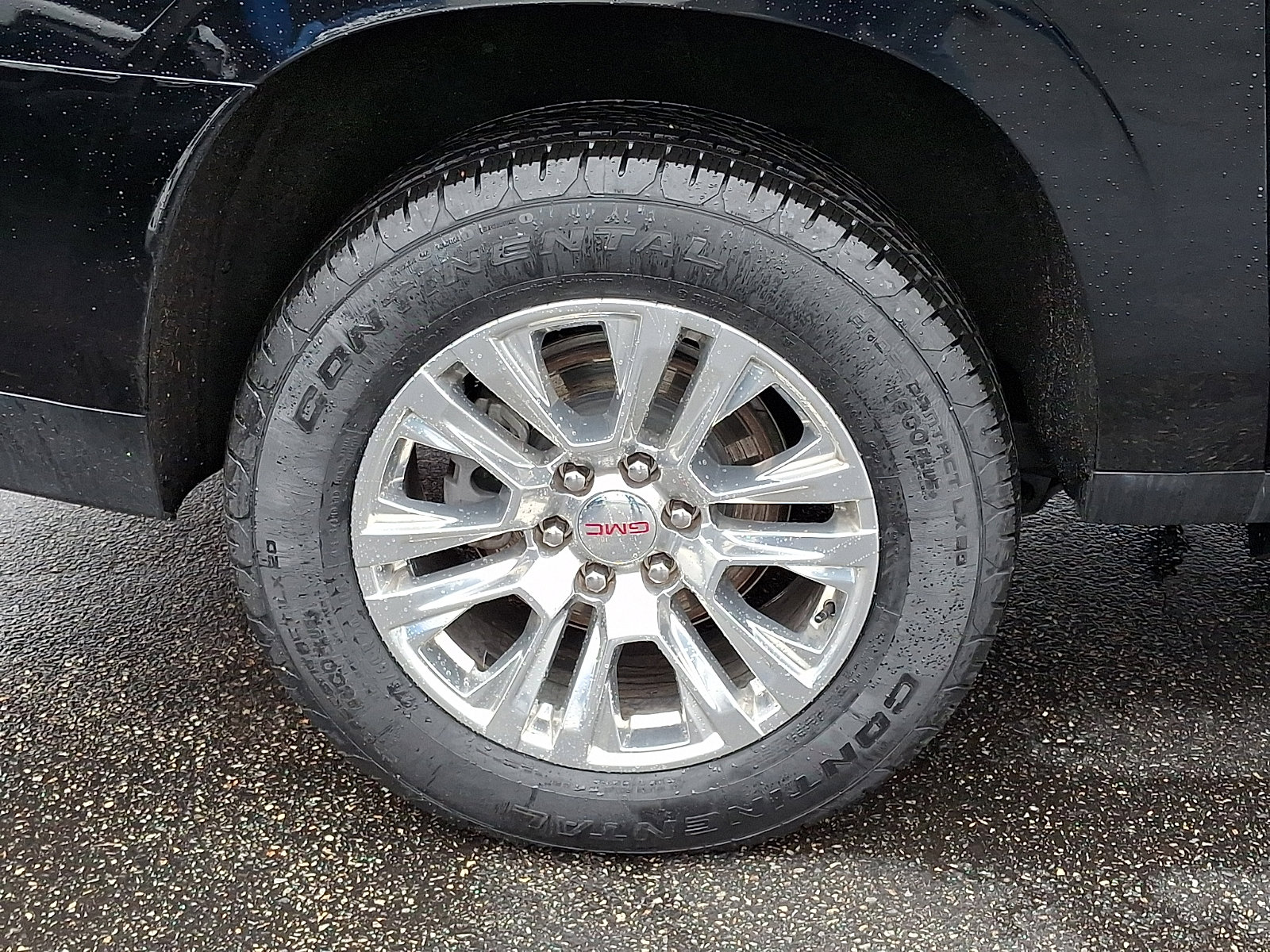 Certified 2024 GMC Yukon XL Denali image 9