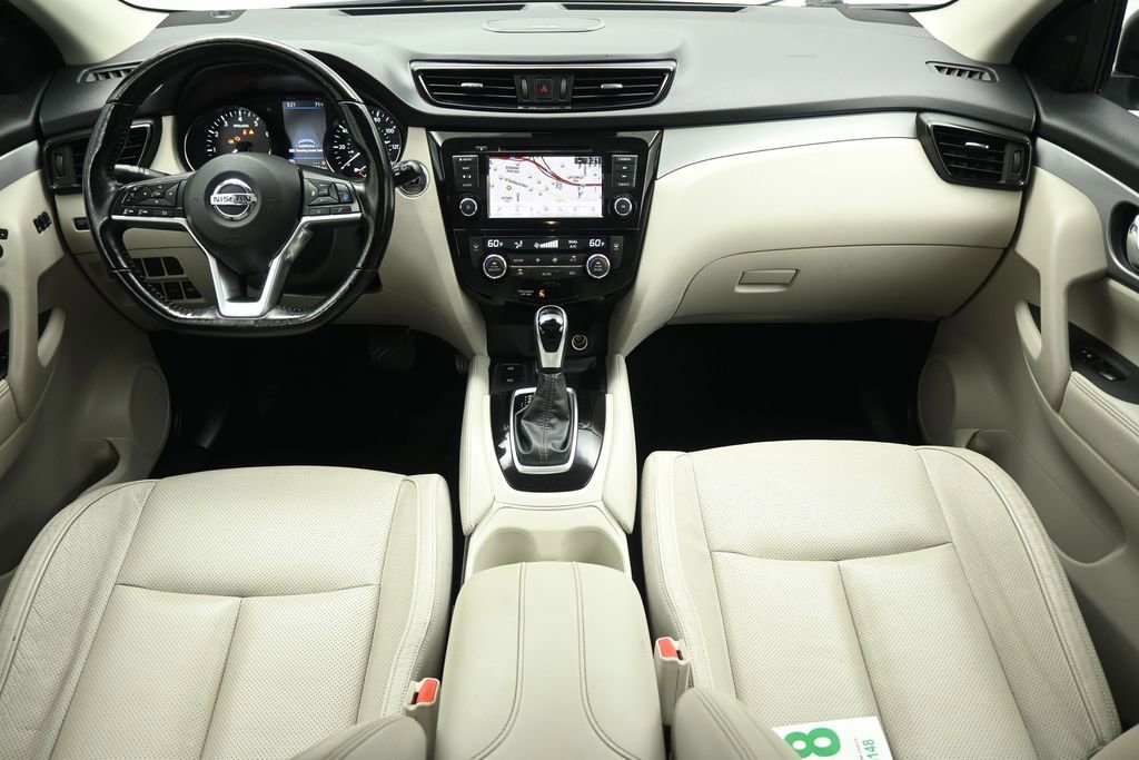 Used 2020 Nissan Rogue Sport SL w/ Premium Package FWD image 24