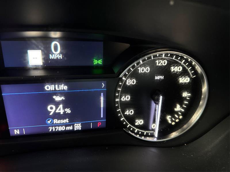 Used 2019 Cadillac XT4 Premium Luxury w/ Driver Assist Package AWD/4WD image 15