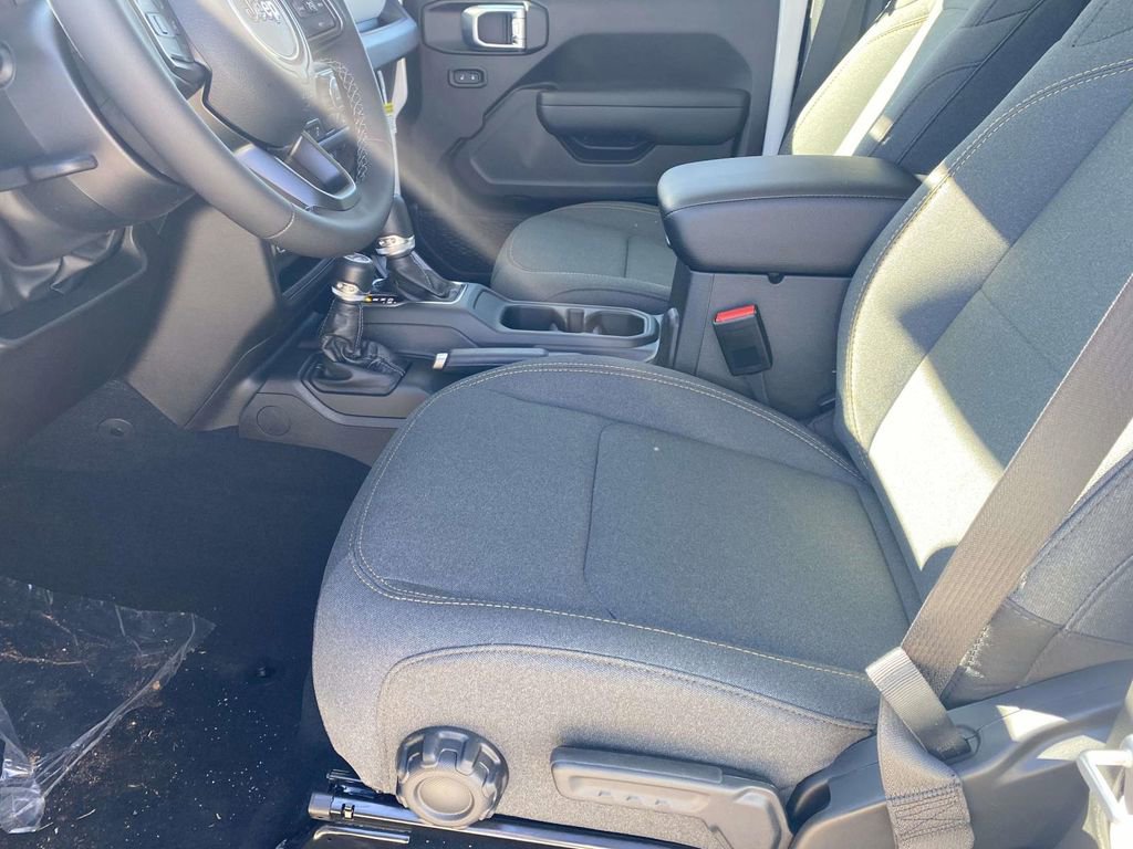 New 2026 Jeep Wrangler Sport AWD/4WD image 10