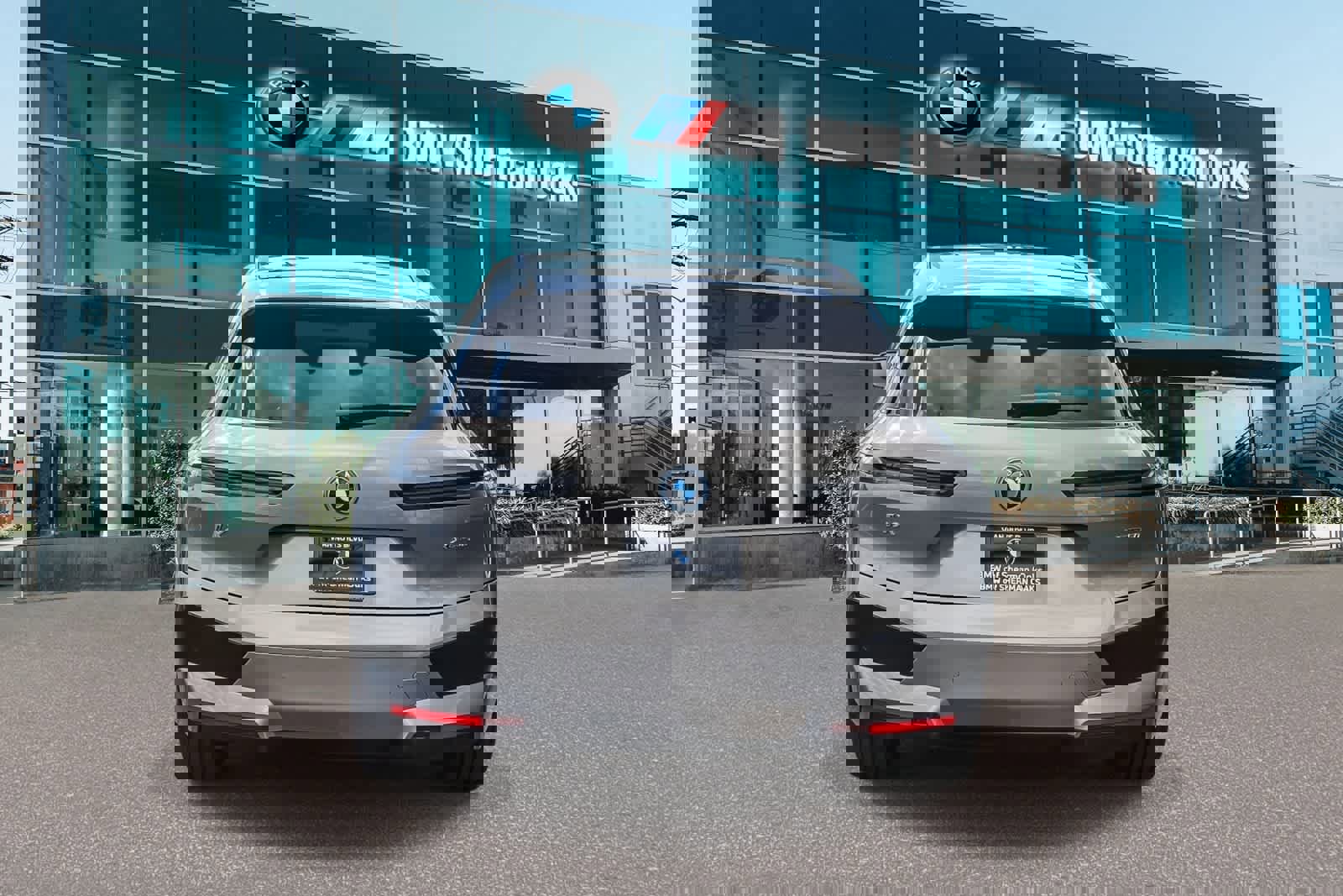 Certified 2023 BMW iX xDrive50 w/ Sport Package image 10