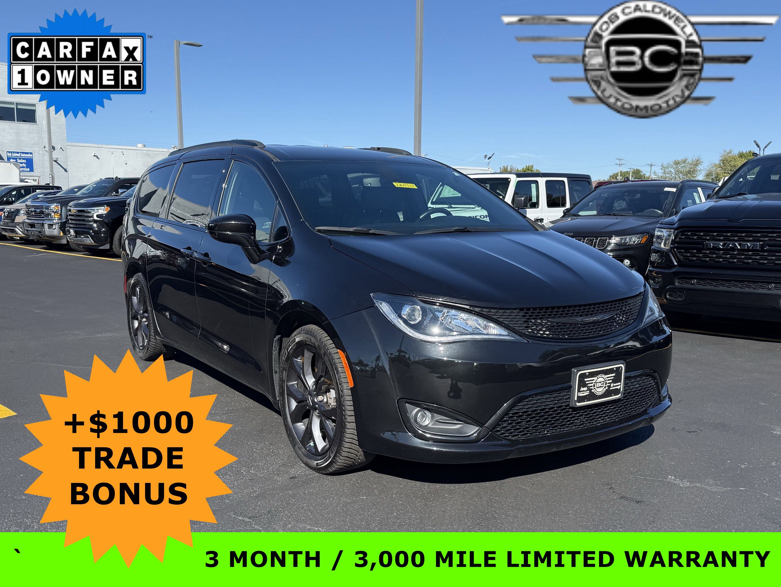 Used 2020 Chrysler Pacifica Touring-L w/ S Appearance Package video 1