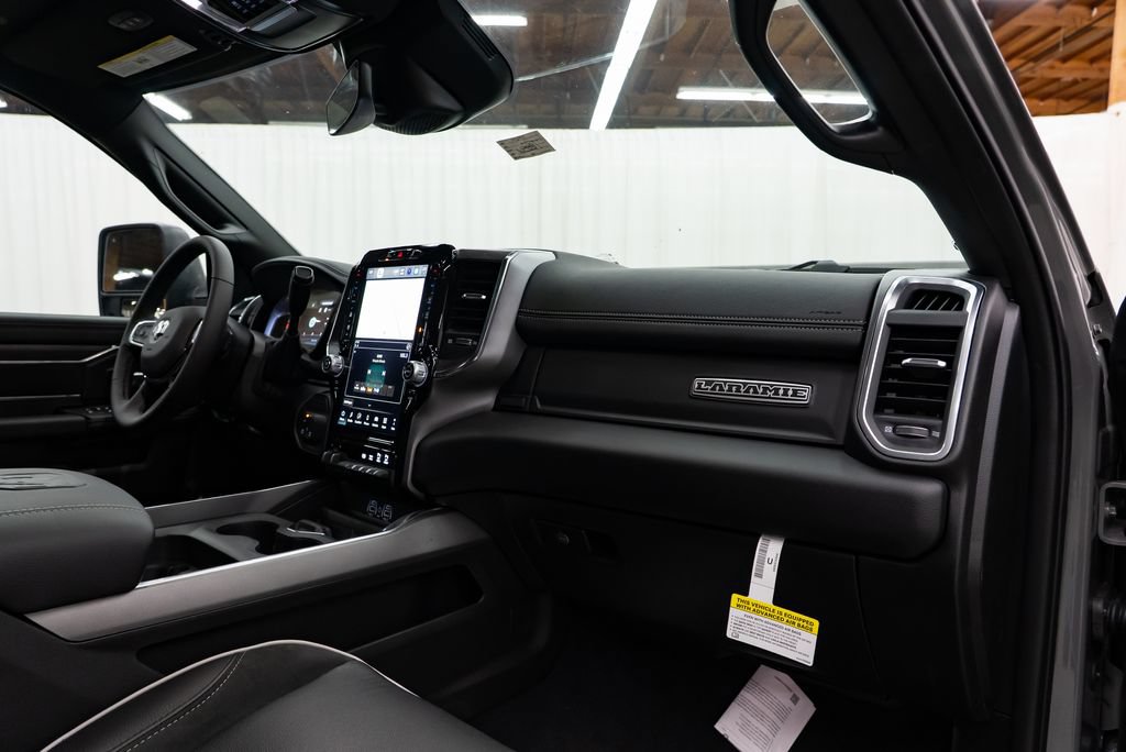 New 2026 RAM 2500 Laramie AWD/4WD image 33