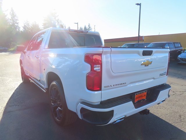 Certified 2025 Chevrolet Silverado 1500 High Country w/ Technology Package image 5