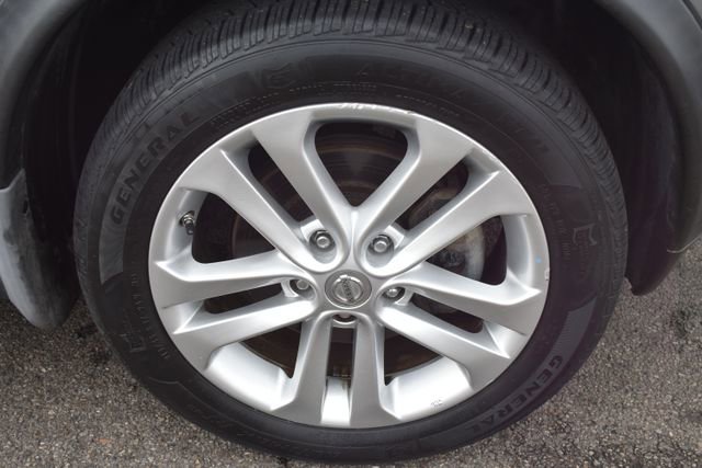 Used 2012 Nissan Juke SV image 41