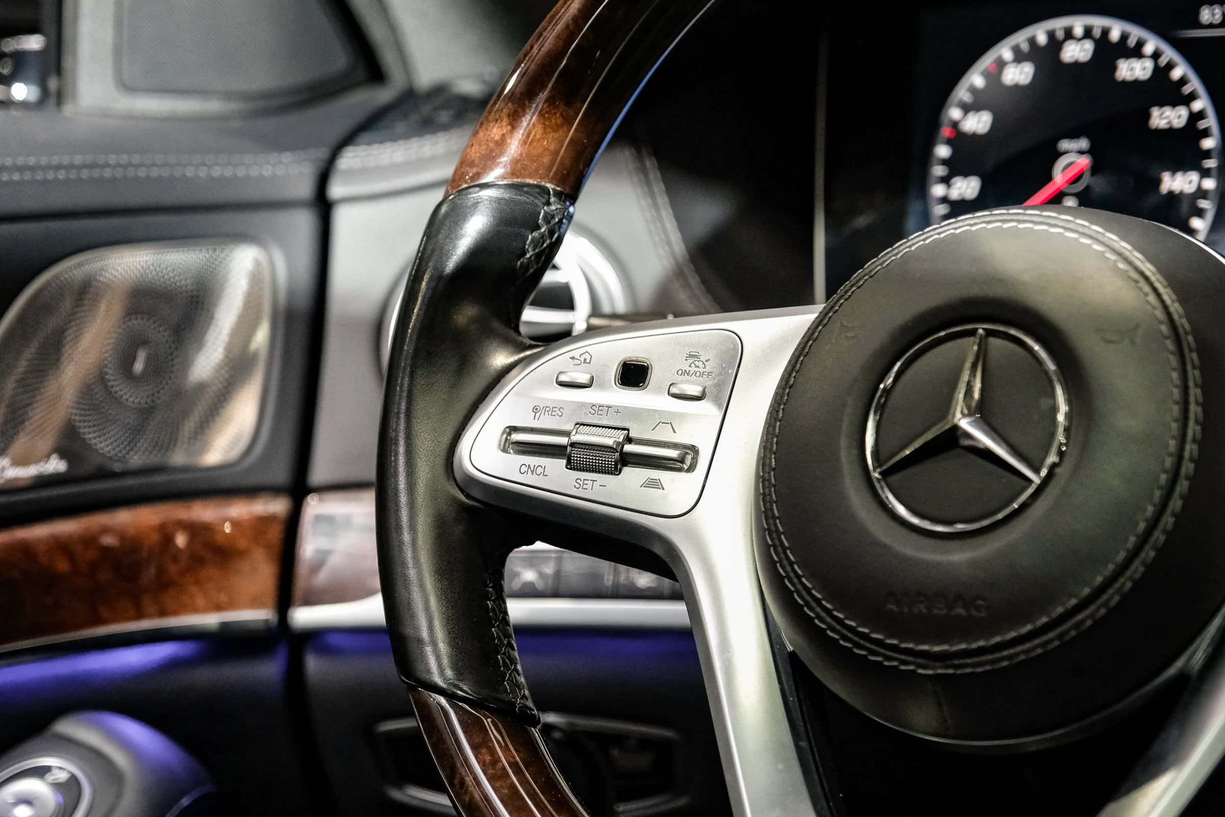 Used 2018 Mercedes-Benz S 560 4MATIC Sedan image 15