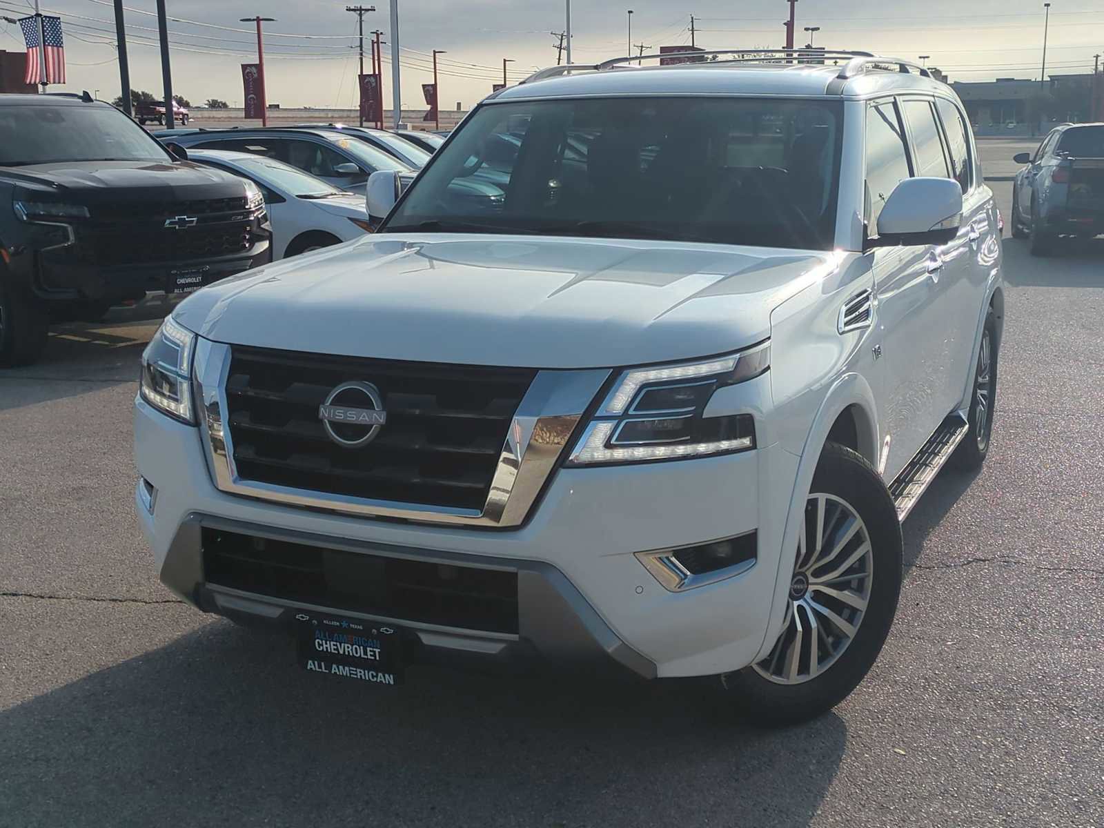 Used 2022 Nissan Armada SL w/ Captain's Chairs Package image 1