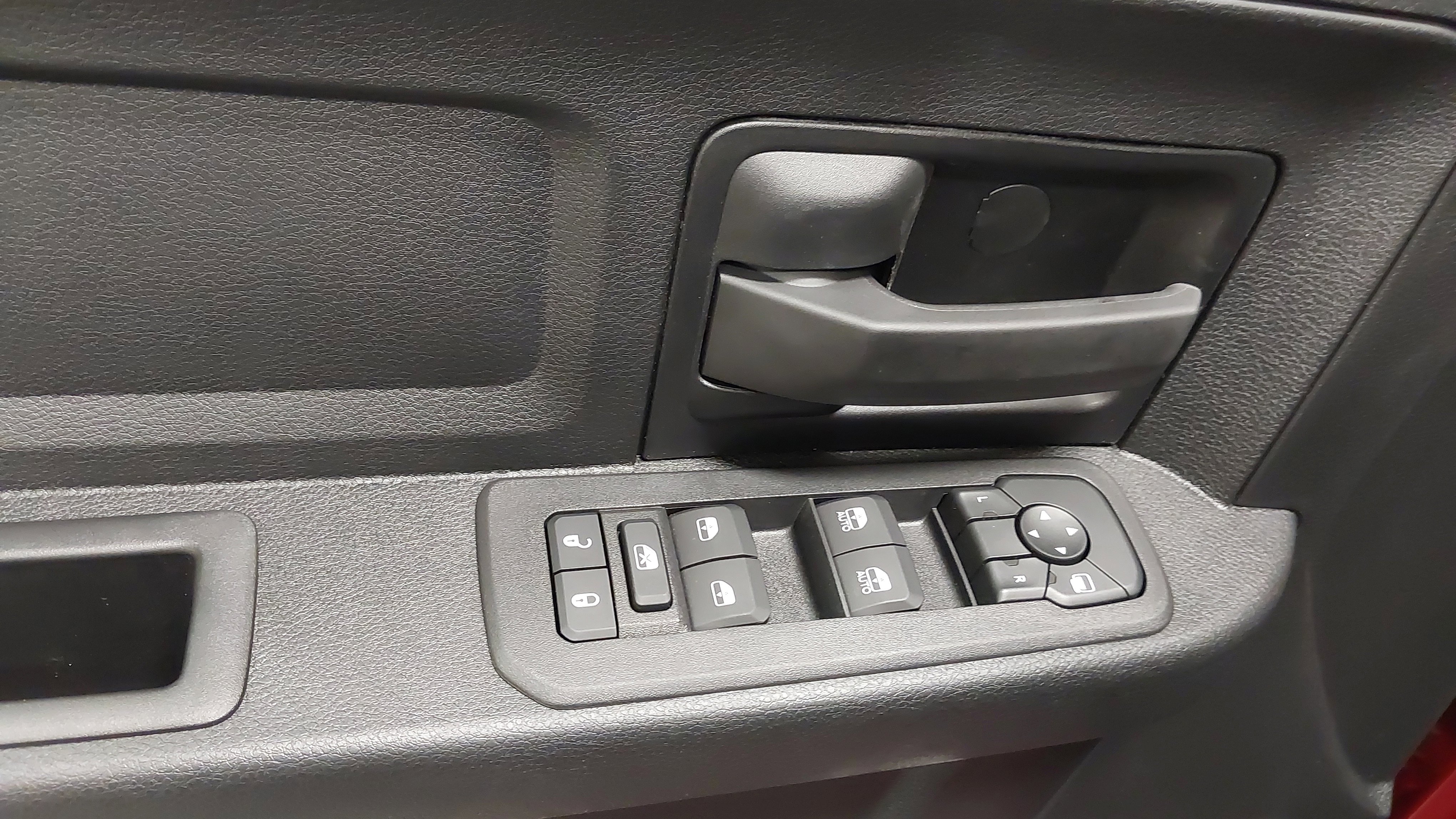 New 2026 RAM 2500 Tradesman image 25