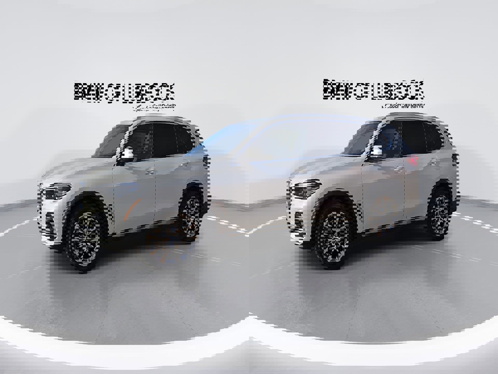 Certified 2022 BMW X5 xDrive40i w/ Luxury Seating Package image 5