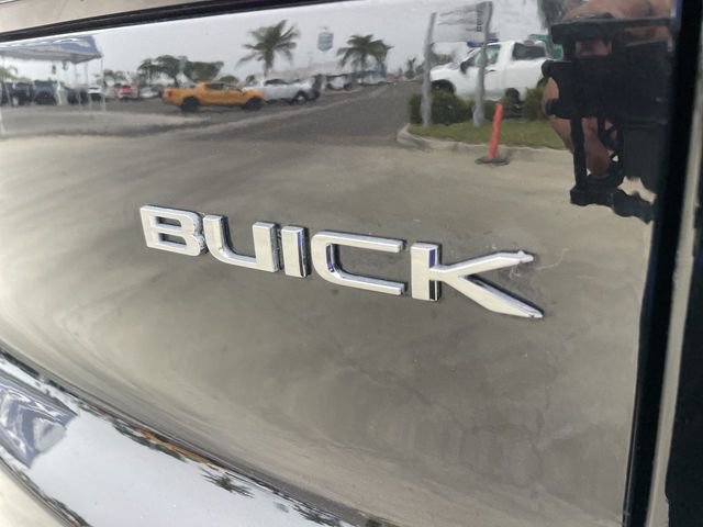 Used 2025 Buick Enclave Sport Touring image 31