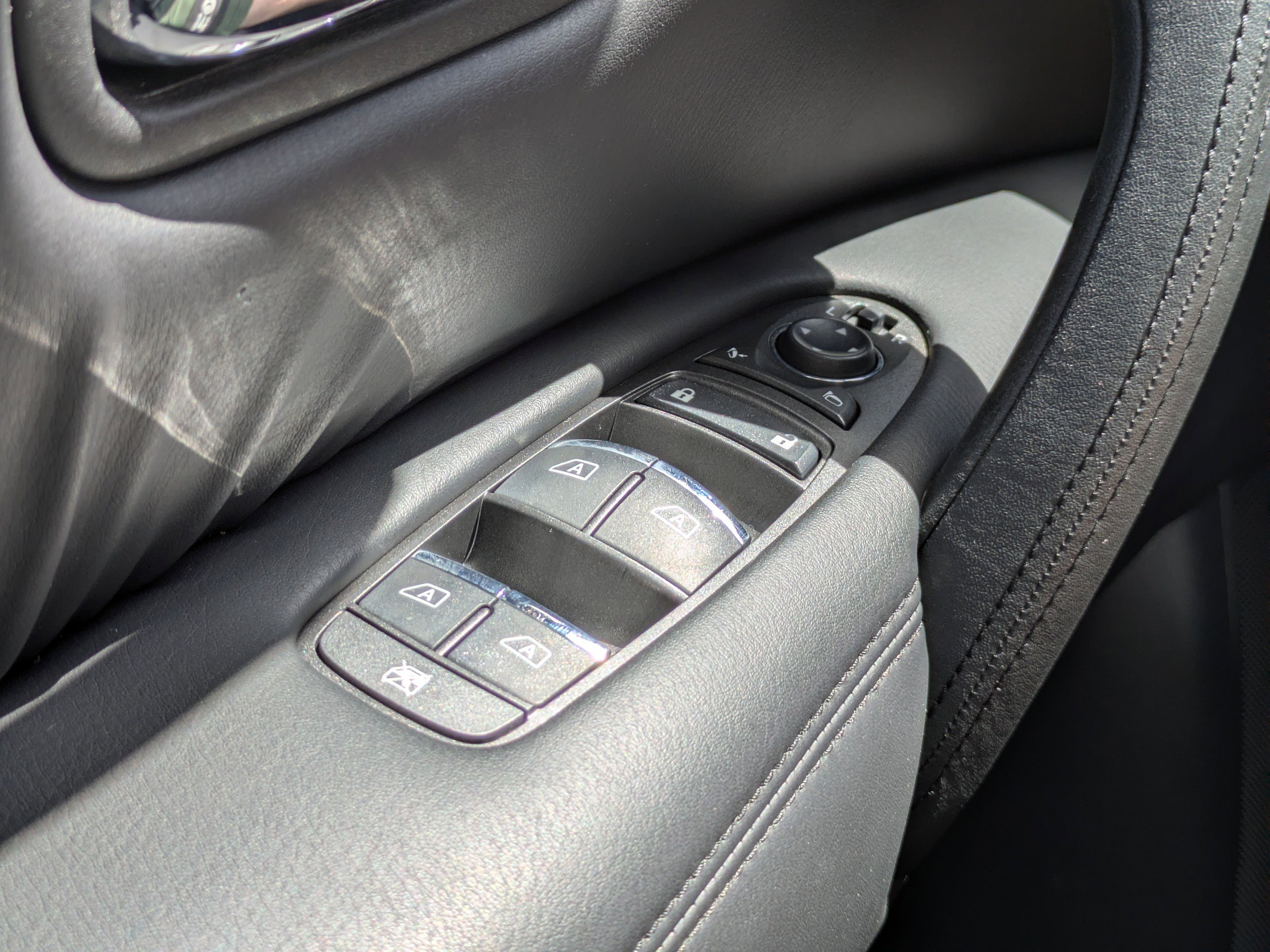 Certified 2024 Nissan Armada SV AWD/4WD image 27